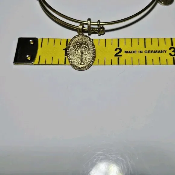Gold Tone Angelica Palm Tree Charm Bangle Bracelet 8" - Picture 10 of 16